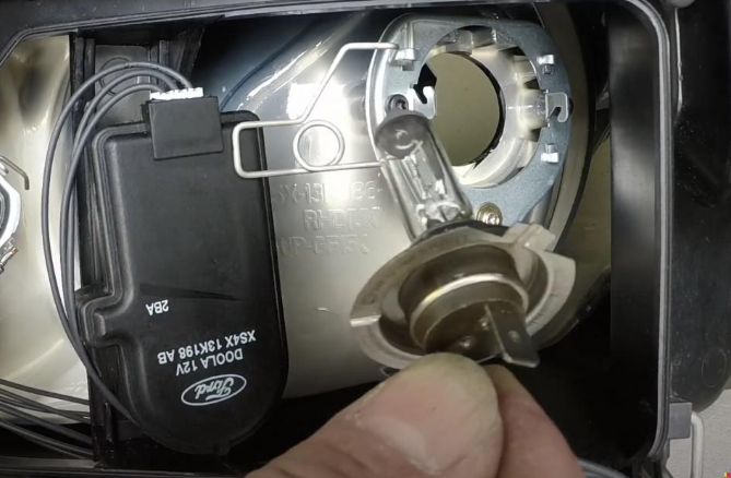 Far Ampulleri Çeşitleri